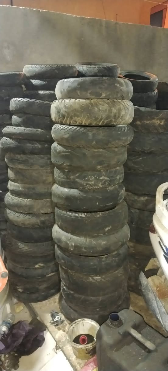 سلام عليكم
متوفر تاير دراجه جميع القياسات
جمله مكاني بصره
***********
