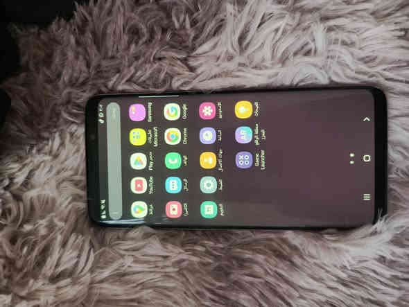 سلام عليكم سامسونك s9 بلاص ذاكرة 64 جهاز شاشة مالتة بيها غواش خفيف حيل وبي فطر بلضهر خفيف الجهاز نضيف حيل عدا الفطر سعر 75 مكاني بغداد ***********
