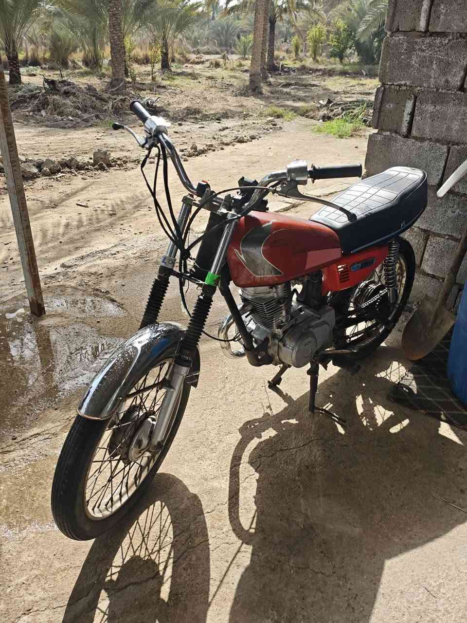 سلام عليكم ورحمه الله وبركاته دراجه لبيع اربعه كير  دراجه ( كلك  كلك كلك )سعر 250 مابيه مجال قفل ولا تكسر بحلال العالم مايعجبك عبر المنشور لله ينطيك. مكان دراجه الحسينيه مصطفى خان


**إذا كنت صاحب هذا الإعلان وتريد حذفه لأي سبب، رجاءا أرسل رسالة إلى الدعم الفني**