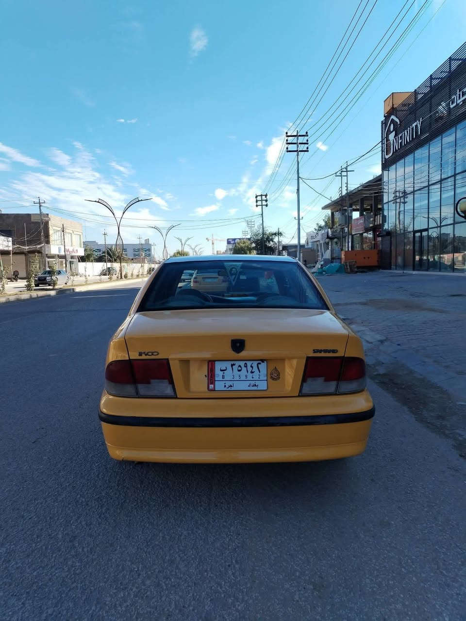 السلام عليكم سمند 2011السيارة حلوه مراوس وبسمي رقم دولي***********
