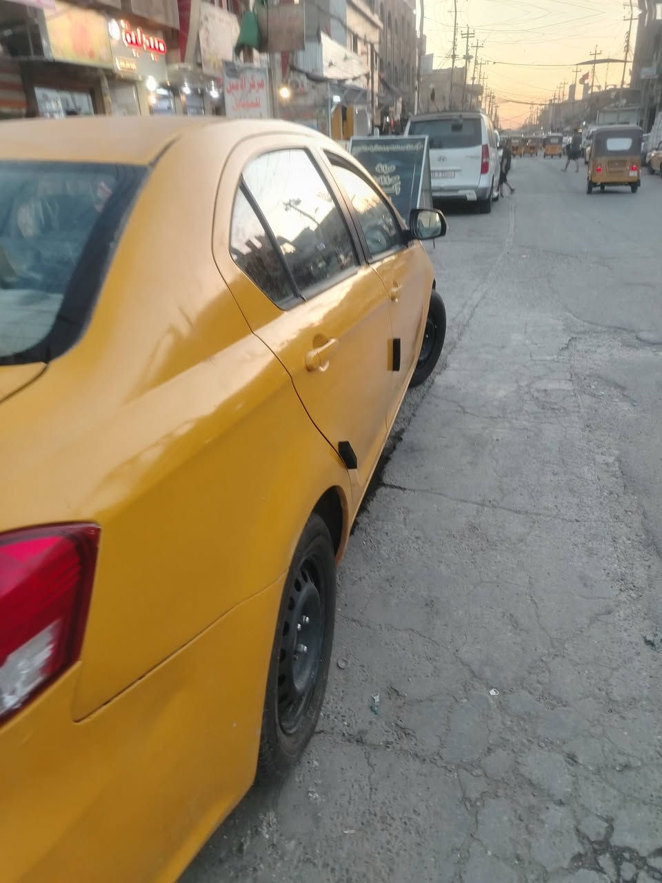 سياره فولكس ٢٠١٢ بسمي تخم تاير جديد ويل جديد جاهزه للشارع بيه صبغ حزام جماليه فقط بدون معجون السعر ٥٠ وبيه مجال ***********
