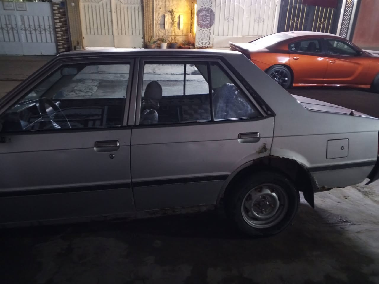 السلام عليكم مسيبوشي موديل 81بلاديه تبريد تدفئه صدرامامي خلفي جديد كير محرك جيد جدا كهربائيات كلهه شغاله مسجل كامرة شغال  فقط قطع خياسات في دوائر وادوسات الباقي كله بلاد مكانهه بغداد السعر 25وبي مجال حق الجيه للاستفسار ***********
