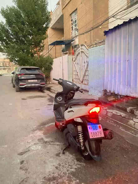 السلام عليكم مكلف بنشردراجه جي تي ار للبيع
دراجه كامله شلعه معدل وبيهه كلج رياضي كهربائيات نقص مبيهه 
جيب فيتر وتعال افحص
السعر مليون و٥٠ وبيهه مجال قليل حك جيه
لعنوان مدينه الصدر فلكه ٨٣
الاتصال عل رقم *********** او واتساب
