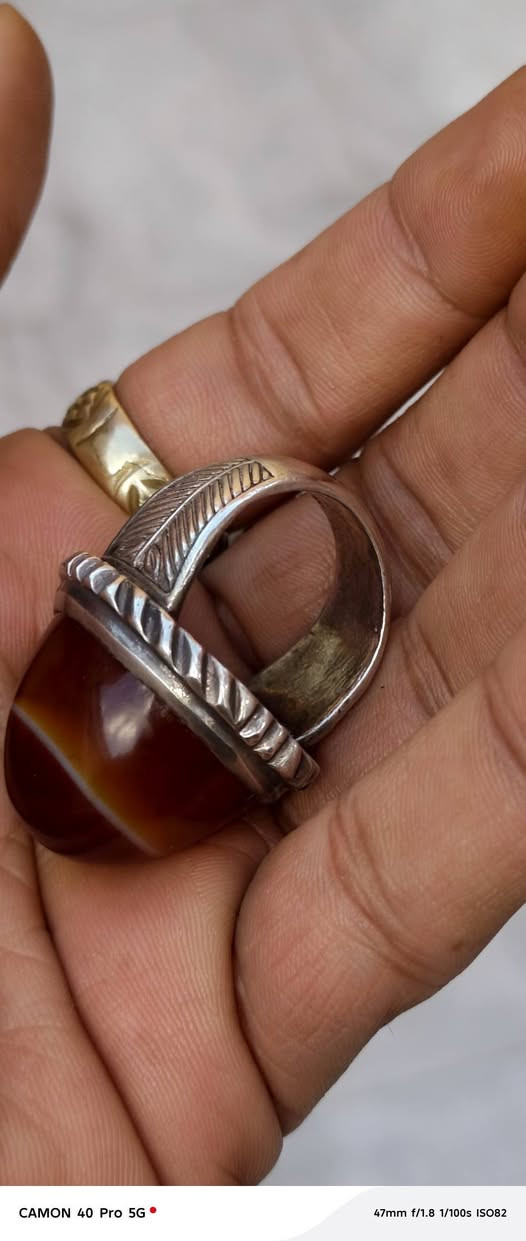 سليماني نوادر خشن ثقيل صياغه ثقيله تحفه وقديم مال جناي هيج قطع سعره مع توصيل 205 قفل شراي ويدور هيج قطع اصلي يتفضل خاص


**إذا كنت صاحب هذا الإعلان وتريد حذفه لأي سبب، رجاءا أرسل رسالة إلى الدعم الفني**