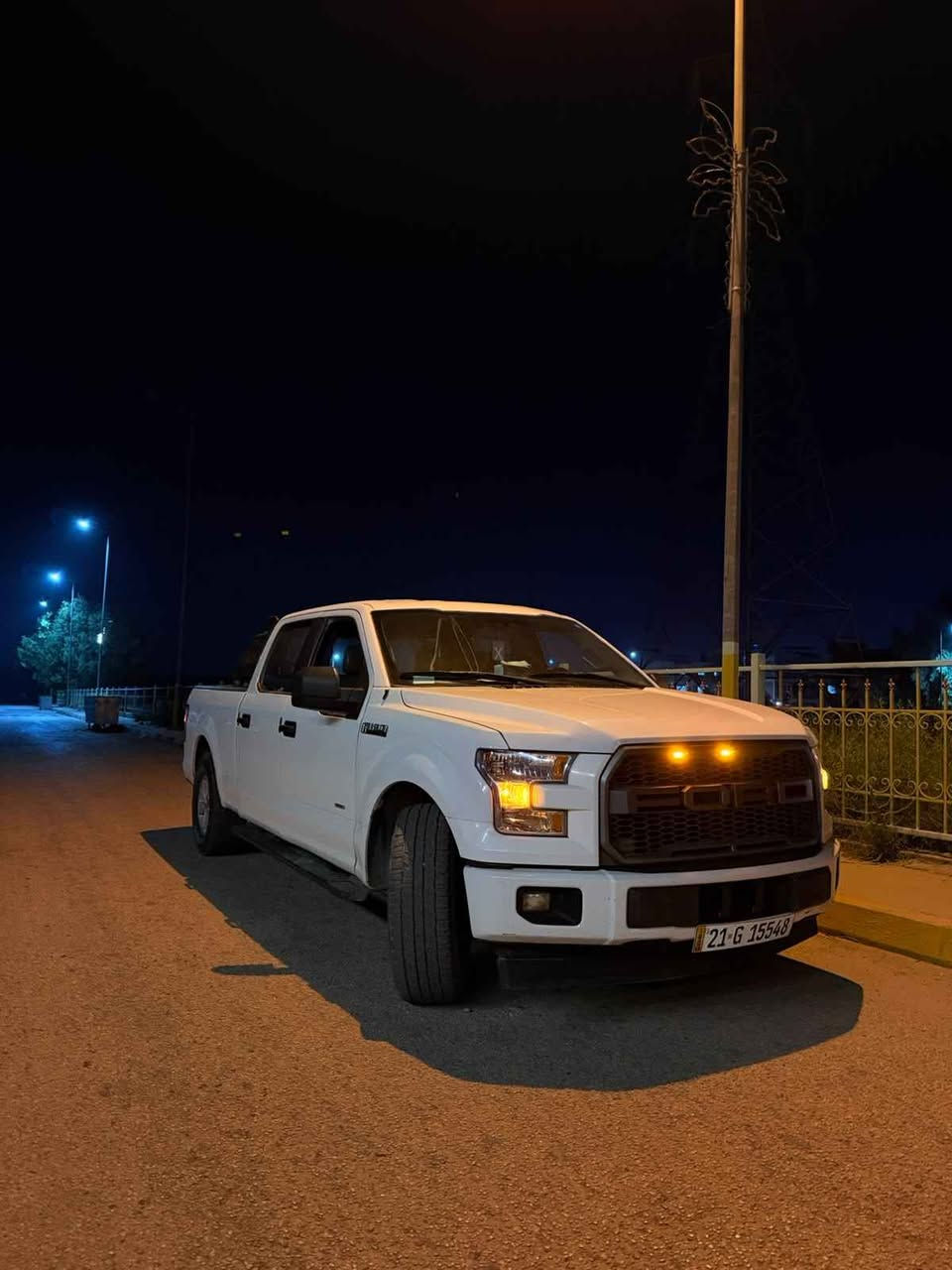 فورد F150 
موديل 2017
رقم شمالي شرط التحويل
شكل رابتر 
سياره كلش مرتبه ما متعوبه
صارف عليها ومرتبها من كل شي ما بيها اي نقص 
سياره بدي طويل
محرك يخبل قوي واقتصادي 
محرك 6سلندر  2700 تون تيربو
داخل نضيف 
درع وسوبايه بدي 
تخم تايرات جديد
صورها وصور الحادث  والسونار موجودات بالمنشور 
والمشي كذلك 
اي استفسار اتصال ع الرقم 
***********
ممتواجد ع النت 
مكان السياره بابل 
 السعر ١٧٥ حلة, بابل
