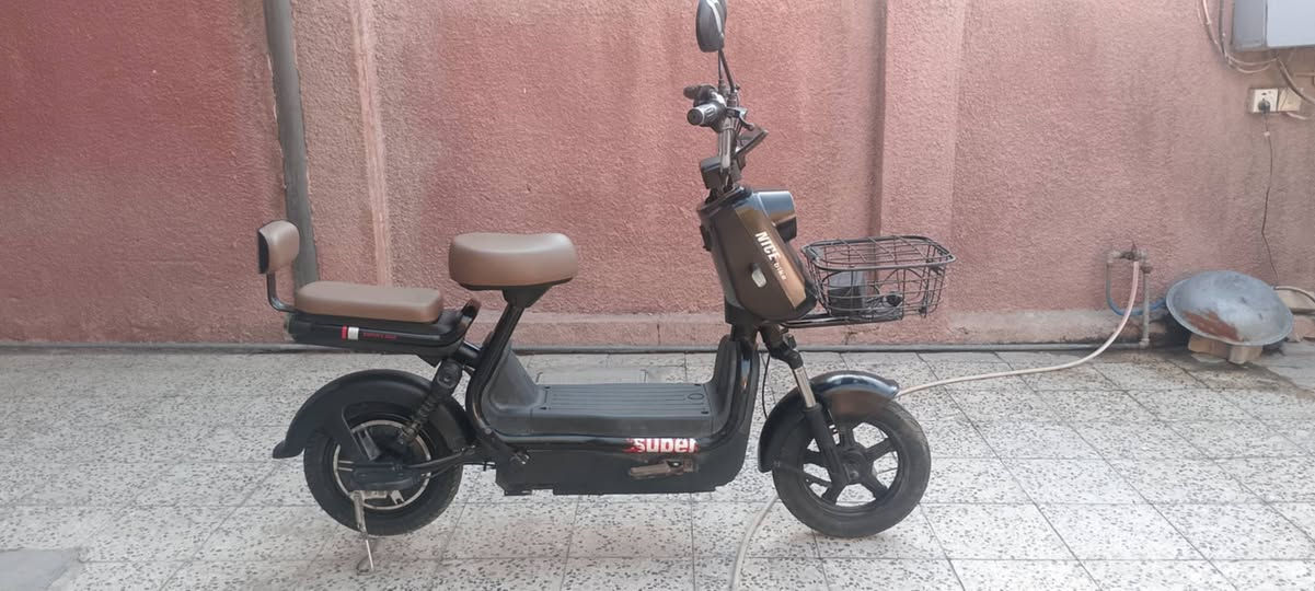 السلام عليكم شباب دراجه شحن للبيع موديل24فووول نضافه بطاريات جدد دراجه فول ما ناقصها اي شي
السعر 400وبيها مجال اتصل وتدلل ***********
