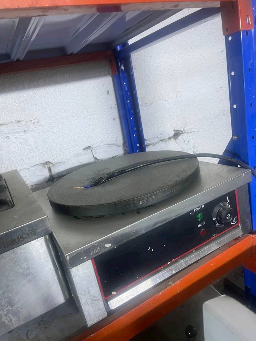 بيع مستلزمات المطاعم المستعمل
والجديد العنوان العلاوي شارع6 التواصل ***********
بأنسب الاسعار
