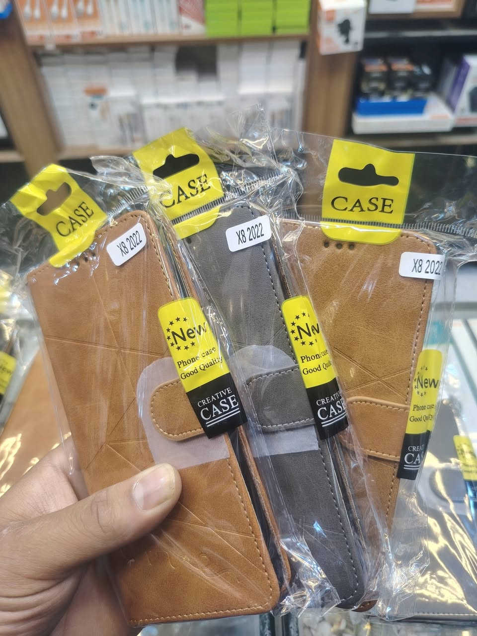 سلام عليكم زبائنا الكرام زبائن سنتر بوبجي للاكسسوارات الموبايل
تم وصول بضاعه جديدة اسعار نار 🔥🔥🔥 جمله و مفرد
أصحاب الكميات جملة اسعار خاصه 🔥🔥🔥 
يوجد توصيل جميع محافظات العراق
للتواصل واتس ***********
او تلكرام https://t.me/SanterPubg/4
