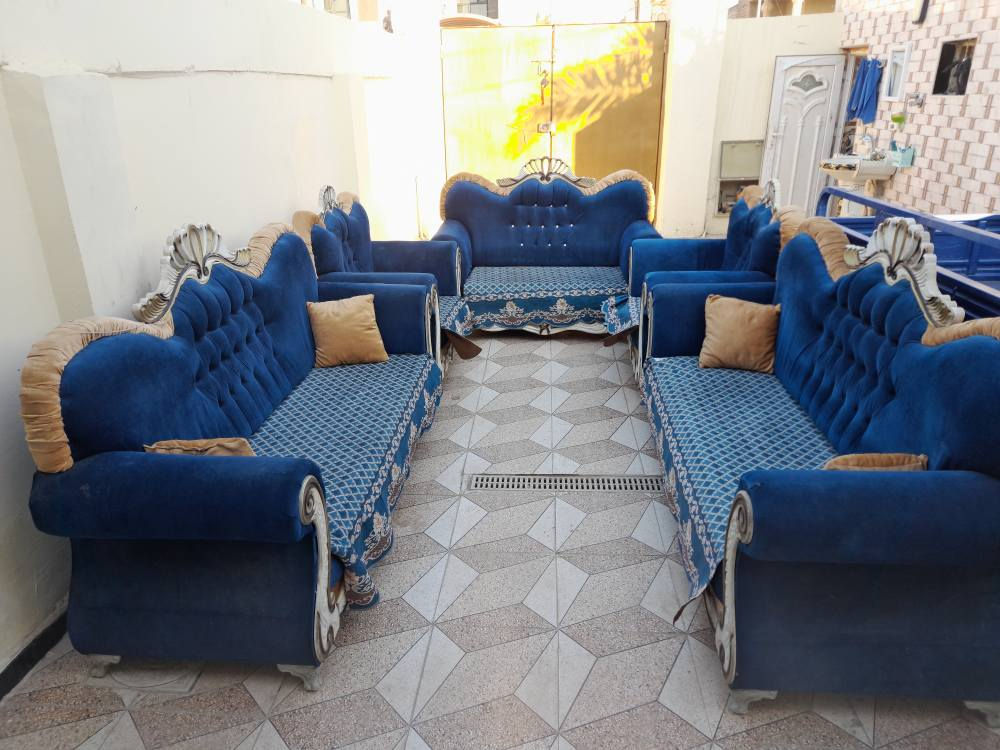 *********** تخم ملكي كامل خمس قطع عشر مقاعد السعر ٢٥٠ ديوانية ديوانية, القادسية
