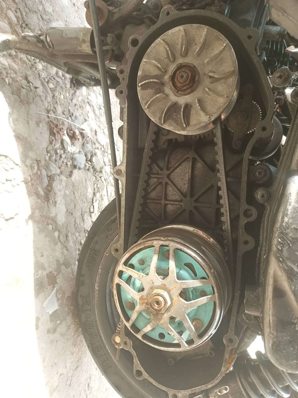 سلام عليكم سكنس فحل نوزل مكينه 63 فشك محفوره 66 كور صليب روله جبيره ذراع طويله بيها تعلاوه خفيفه جويتر كوسو34 منضومه كامله نوزل 10 زرف كوسو كلجات مطابقات صالنصه ماركه اجت بيها مناك دراجه قويه كلش نقوصاتها مبينه بالصور وبيها فيت بم ضعيف الدراجه نكره وصافيه مكاني حي أو ***********
