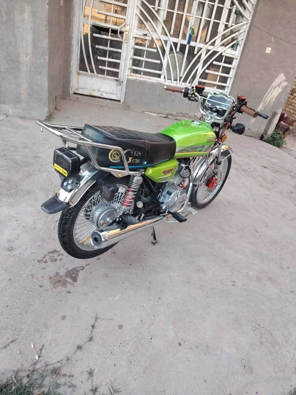 السلام عليكم
دراجه تايكر موديل 2025 للبيع 
اوراق سكنر 5
عداد الكتروني بلادي 
 .ا. Mp3 بلادي 
كهربائيات الدراجه كامله ومكمله 
المحرك مكفول 
الدراجه نظيفه جدا مال جناي 
وسبب البيع لغرض دراسه السادس 
 
السعر  675  الف  وبيها مجال بسيط 
مكان الدراجه.  بابل / حله / نادر 
الاستفسار ***********
