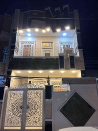 للإيجار مشتمل مساحة ١٠٠ م بالزراعي طابق ونص ط١ / أستقبال حولي مطبخ + غ...