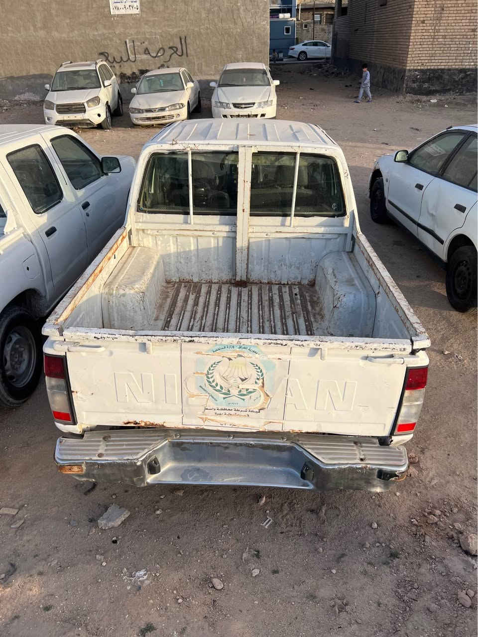 سلام عليكم بيكم نيسان دبل قماره 2003مال مزاد وزارة داخليه بيه كتاب تمشي بي وين متريد اسويلك وكاله ام باركود الك حق انته ترقمه تترقم كربلاء 
كير ومكينه كفاله 
مكان سياره كربلاء 
***********
سعره ب43 كربلاء, العراق
