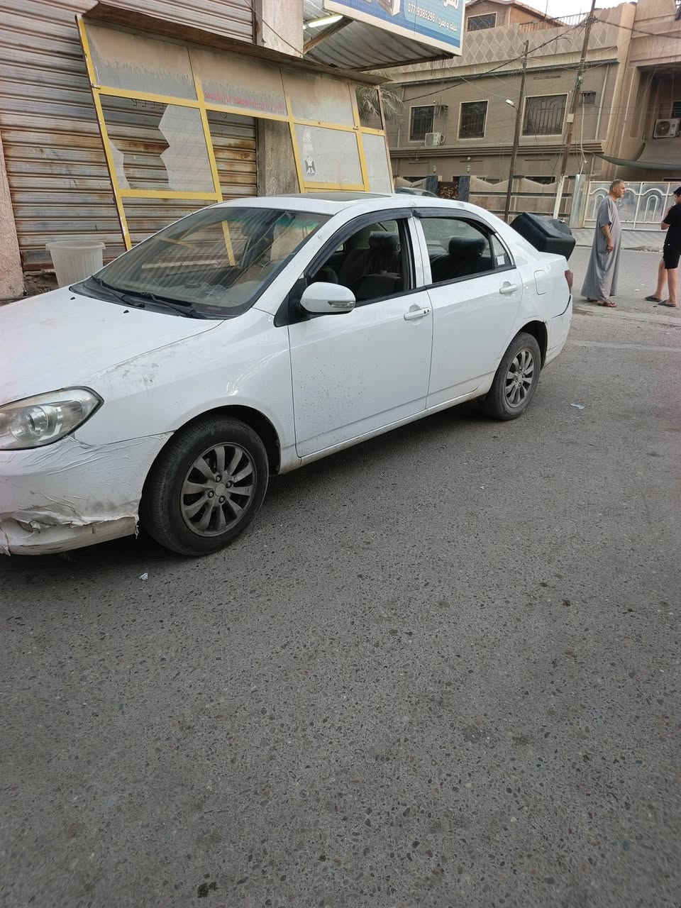السلام عليكم بيوايدي جي ثري كلشي بيهه شغال سياره تحويل مباشر رقم جديد سعره ٤٠ مكان بغداد الطالبيه اي ستفسار***********
