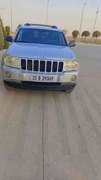 جێب لاریدۆی 2007 دەبڵ ئەکسل زۆر بێعەیب ماڵی دۆست ٦ بستۆن لێدراوی نیە یەک بست بۆیاخی هەیە لەگەڵ دوو پەڵە کارتی بچوک سەنەوی دوو مانگە بەسەر چوە  سەیارەیەکی بەهەڵمەت  زۆر کەم بانزین دەخوات  تەبریت ساردوو گەرم مەزبوت سەیارەی دەسی خۆمە 
شوێن عەربەت
*********** 
*********** السليمانية
