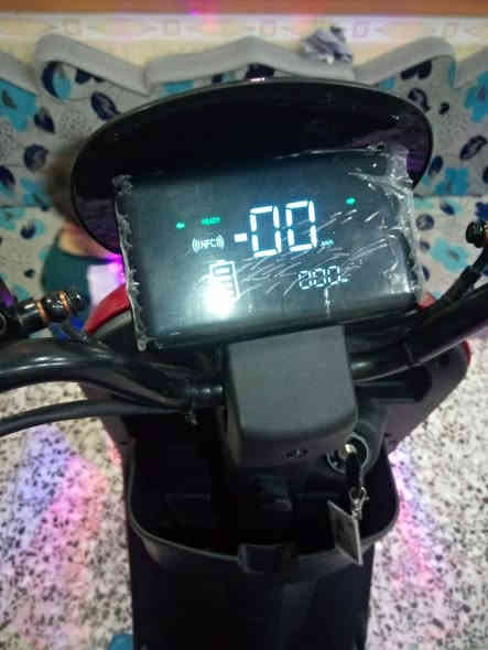 دراجه شحن للبيع نضيفه كلش حلوه الملف2000 R11المكان الرميثه السعر 600وبيها مجال الرقم***********  ما مستخدمه
