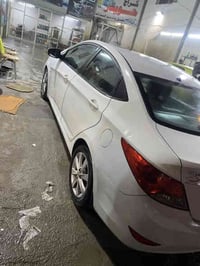 اكسنت ٢٠١٢ فتحه فول مواصفات مكينه ١٦٠٠ دوش ماشيه ١٩٦ الف كم نص لباب صب...