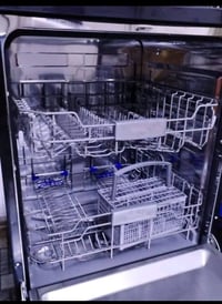 غساله صحون للبيع مستعمل قليل جدا  للاستفسار 07704381750