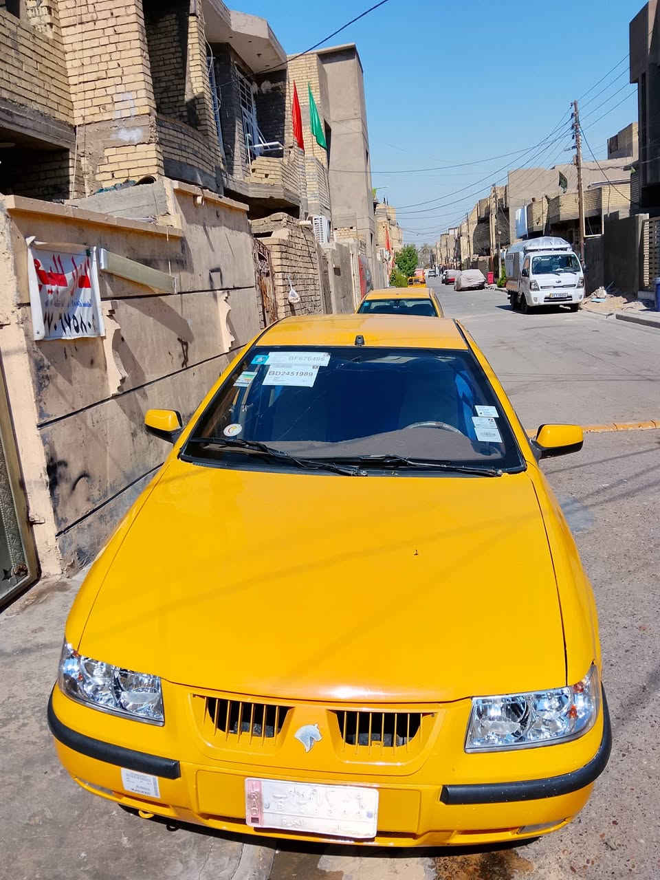 سلام عليكم سمند موديل 2011 رقم انكليزي باقي على استلام كير ومحرك وتبريد خير من الله عوزة ترتيب سيارة مصفرة هيئة وغرامات السعر 30 وبيها مجال العنوان بغداد الرئاسة الرقم ***********
