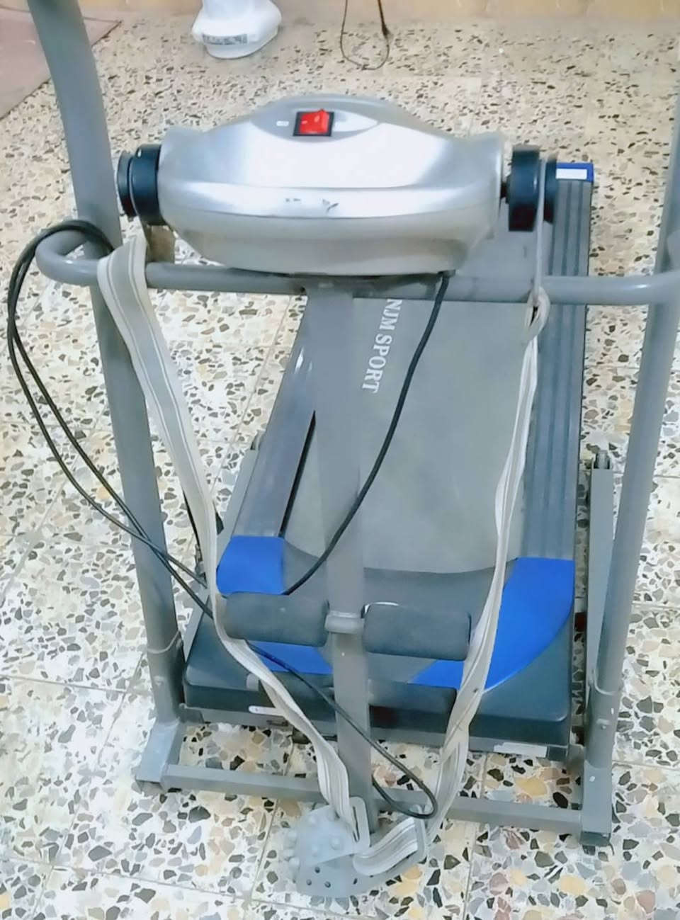 جهاز جري رياضي عطله بسيط جاي يظهر كودالهزاز شغال الماطور فتحته ودزيته للمصلح شغال مئه بالمئه الجهاز مكفول على وضع الشركه ما مصلح وما تعبان أساس العطل فأره ماكله الوايرات واحنا ندور على العطل وشخص ربط الوايرات بالعكس صار شورت اعتقد داخل الكارت بس ما مبين بعدين عثرنا على دكه الفأره بعد فوات الاوان التفاصيل واضحه السعر 115 الف قفل مع التوصيل لجميع المحافظات


**إذا كنت صاحب هذا الإعلان وتريد حذفه لأي سبب، رجاءا أرسل رسالة إلى الدعم الفني**