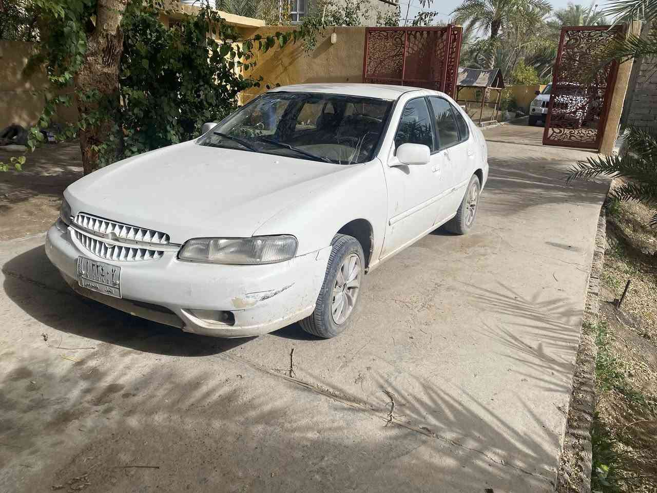 يالله نيسان 2001 مكفولة من الضربة مامصبوغة بلادية مكينة 2400 بلاديةكير أوتوماتيك تخم تاير ويل كب رقم  نجف الماني بسمي تحويل ثاني يوم  داخلهة جديد دولمة جديدة *********** السعر. 25 ورقة مكان كربلاء الحسينية
