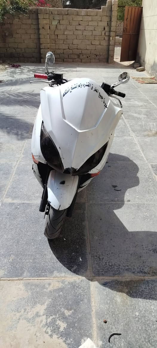 فورزا  صفر 10
مكينه مامفتوحه 
عوزها ترتيبات شويه 
السعر 500
مكان _مهناويه
***********
