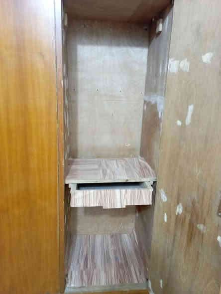 كنتور ٤ ابواب مستخدم خشب صاج قوي 
كربلاء حي العامل 
السعر ١٥٠ الف 
***********
