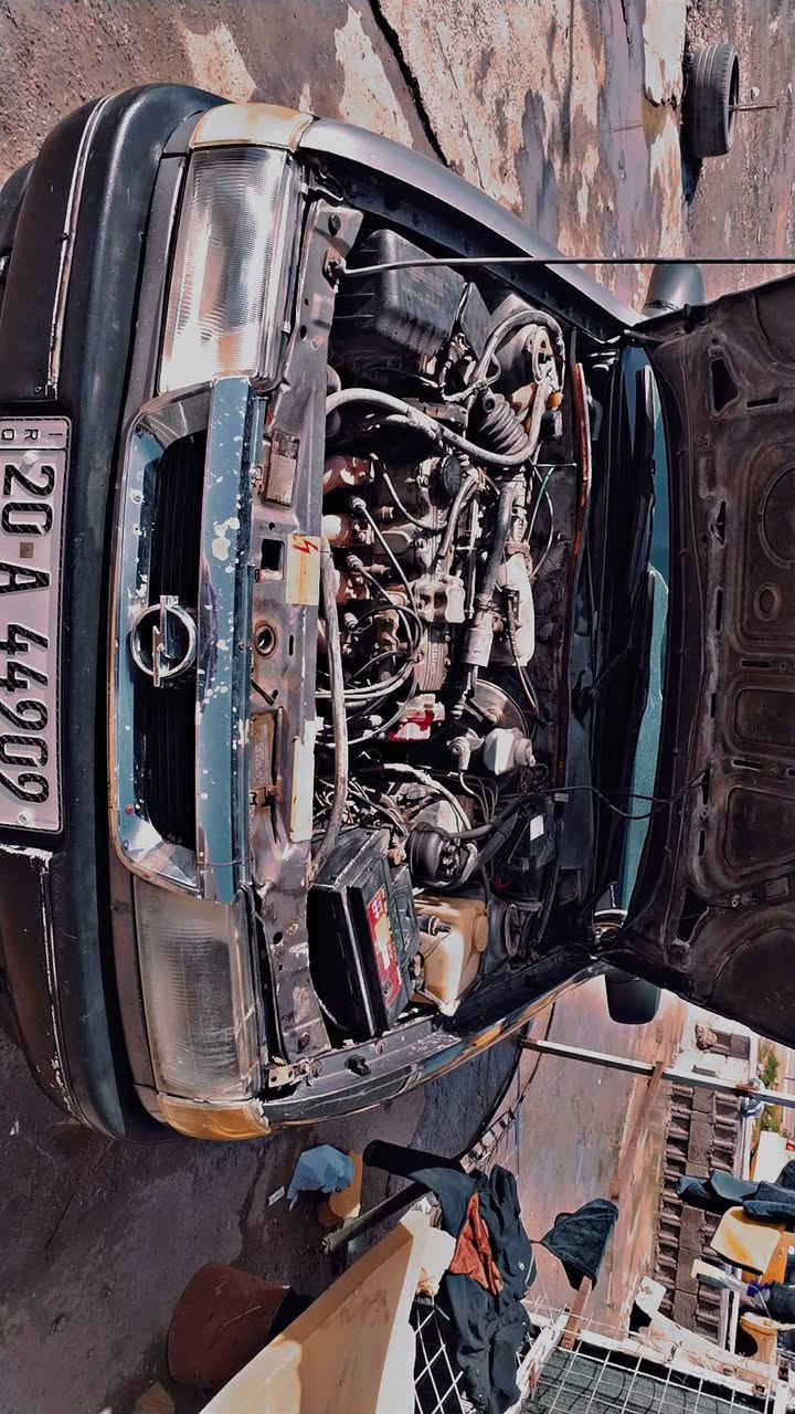 سلام عليكم للبيع سياره اوبل فكتره مديل 1992 حداده جديد تخم تاير جديد جام كهربائيّ مابيه اي ضربه 35او بيه مجال مكان السياره خانقين رقم هاتف ***********
