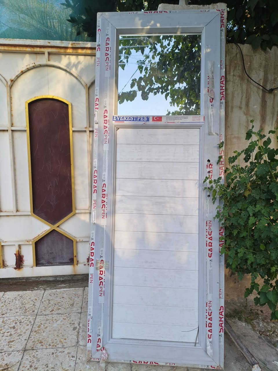 السلام عليكم ابواب بلاستيك PVC
عدد 2 نفس القياس 2m ×75
العنوان بعقوبة الرحمه السعر
 ثنينهم ب150قفل  ***********

