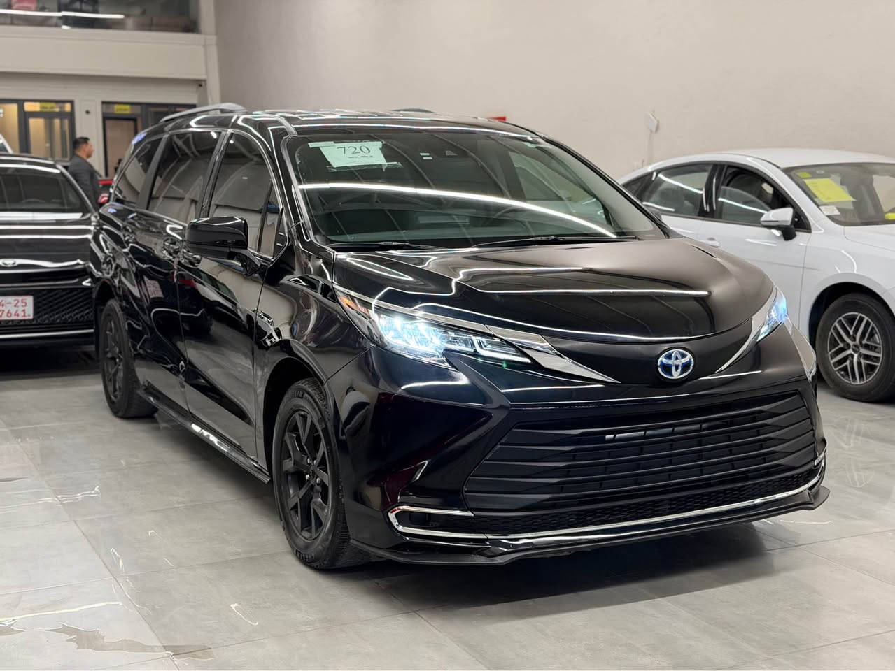 تويوتا سينا ٢٠٢٤ LE هايبرد ضرر ٤ قطعه ارباك برده مع استيرن راس شاصي شرط الترقيم اجره او خصوصي مكان اربيل بيع مراوس سعر ٢٣٨ ورقه شركه مصطفى كارس للاستفسار ***********/*********** أربيل, العراق
