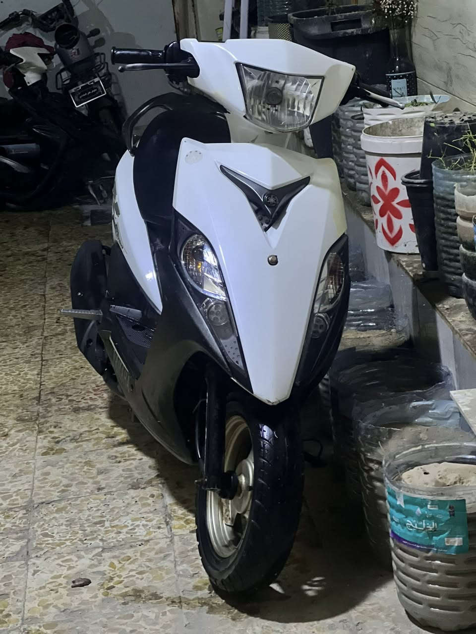 ( أعاده النشر ببسب الوعود الكاذبه )
دراجه بعده بوضوع البلاد صاله شهر عندي الدهن ثاني تبديله اله كله موتل بانزين محسن جويتر ونوزل وفيت بم بلاديات ما مفتوحات الدراجه كله ابلاديه كفرات ختم واحد ويه المكينه ويلات بلاديه ذهبي طافي لونهم  بكلايت كرزي لون مختلف 
دراجه يرادله كتف مال أشاره اشايره ما تشتغل فقط الدراجه شلعه ومعدل تخبل سعره 975 وبيه مجال لل شراي ناقصه فقط سايق الي بنفسه يتفضل خاص الرقم هـ ***********
