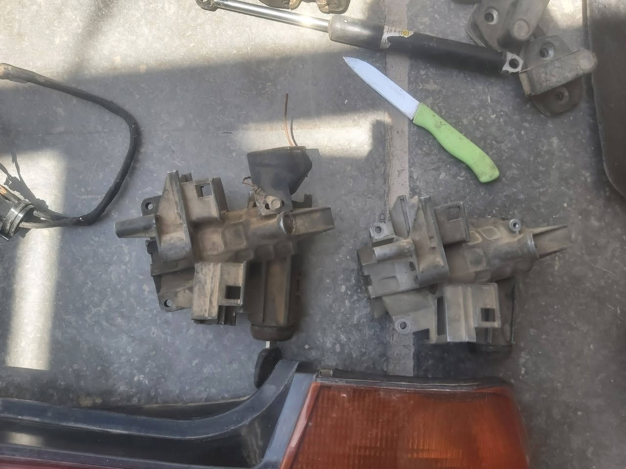 مساء الخير والعافية غراض 700
دركه دشبول خلفي  ضفيره بجم هيه والبوكس الفيوزات جوزات 2 جك ٥٠٠
بك لايت تك زوج اشاير مطريه هنه والناره ضفيره قبق جنطه  ***********
