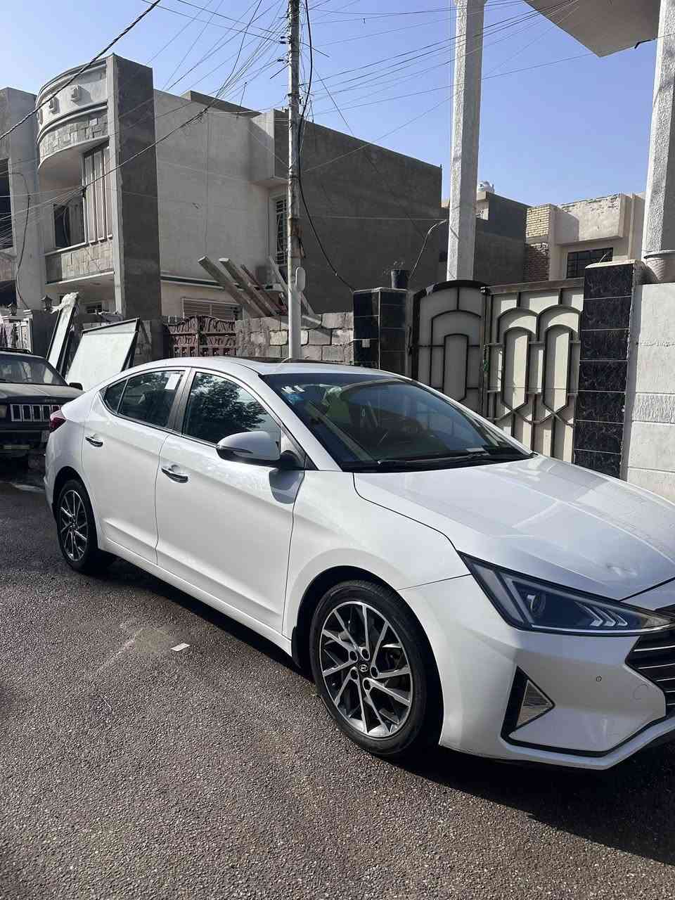 الانترا موديل ٢٠٢٠ بسمي رقم بغداد بيه كم حالوبه بل قماره مكاني بغداد ***********
