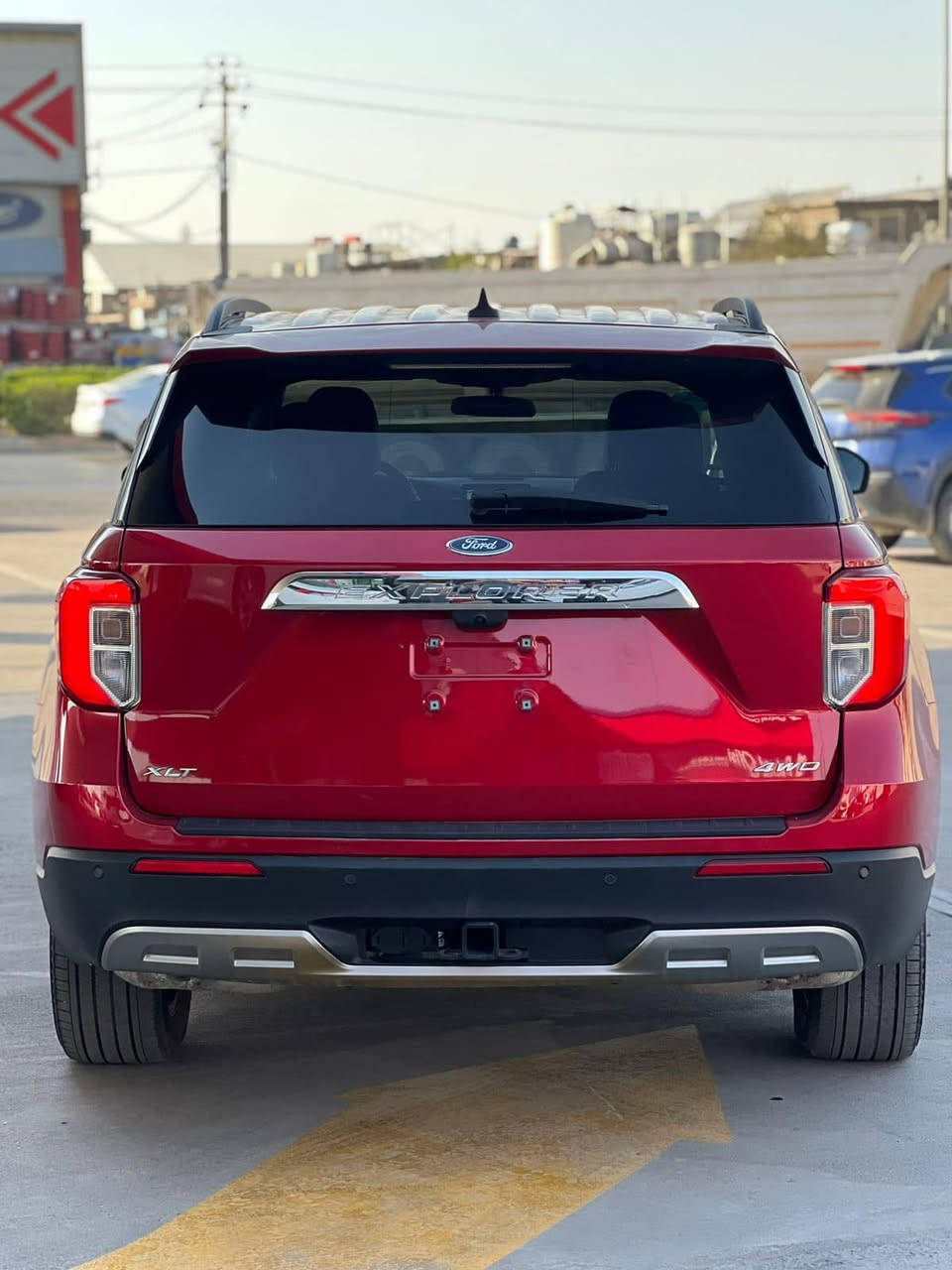 فورد اكسبلورر ٢٠٢٣ فول مواصفات عدا فتحة
سعر 173 بلاش
***********
***********
ضررها جاملغ و  ربع بونيد و ربع باب صبغ  سياره فول فول مواصفات عدا فتحة ٣ مقعد و ٧ راكب محرك ٤ سلندر حجم 2.3 تيربوو كشنات جلد و كهربائي و تدفئة جميع مقاعد بيهه تبريد و مفصوله مناميه صندوق شفط كير ماوس بصمة و شغال عند بعد بريك بصمة ، أمامي و خلفي و جوانب رادار دخول ذكي و ٧ انظومة قيادة و دفع رباعي ٤/٤ سياره مابيهه مصروف دولار توقف ذاتي و اوتو ستوب و اوتو هولد و تحديد مسار و ستيرن تدفئة بعد بيهه هوايه مواصفات ماشيه ١٦ الف  سياره رقم كاتي تترقم شمالي فقط شرط ترقيم مكانها أربيل
