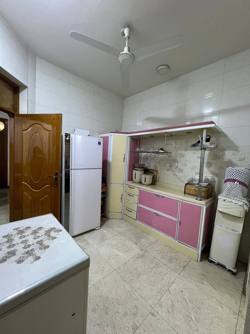 🏠🏠#للبيع دار
دار للبيــــع مساحة 150 متر #طابو زراعـــي ســند 25 

الـــواجهة 7,5 ونـــــزال 20

فـــــــي//حـــي الصــحة فــرع مخبــز الكورنـيــش

عــــرض الشارع 8 مــــتر

تفـاصيــــــل//

#الطـــابق الأرضـــي //مطبخ وصاله وكلدور غرفة نوم ومجمع داخلــي و كــراج

#الطابق الثاني //غرفـــة نــوم 

الســـعر//240 ملـــيون وبـــي مـــجال 

———————————————-

للاستفسار  الاتصال او مراسلة الصفحه

*********** علي الجنابي 

*********** نوار الجنابي 

#مكتب المدار للعقار  نزلة جسر بته باتجاه جسر الثوره 

الي يحب يعرض عقاره تواصل 

*********** حسنين الجنابي
