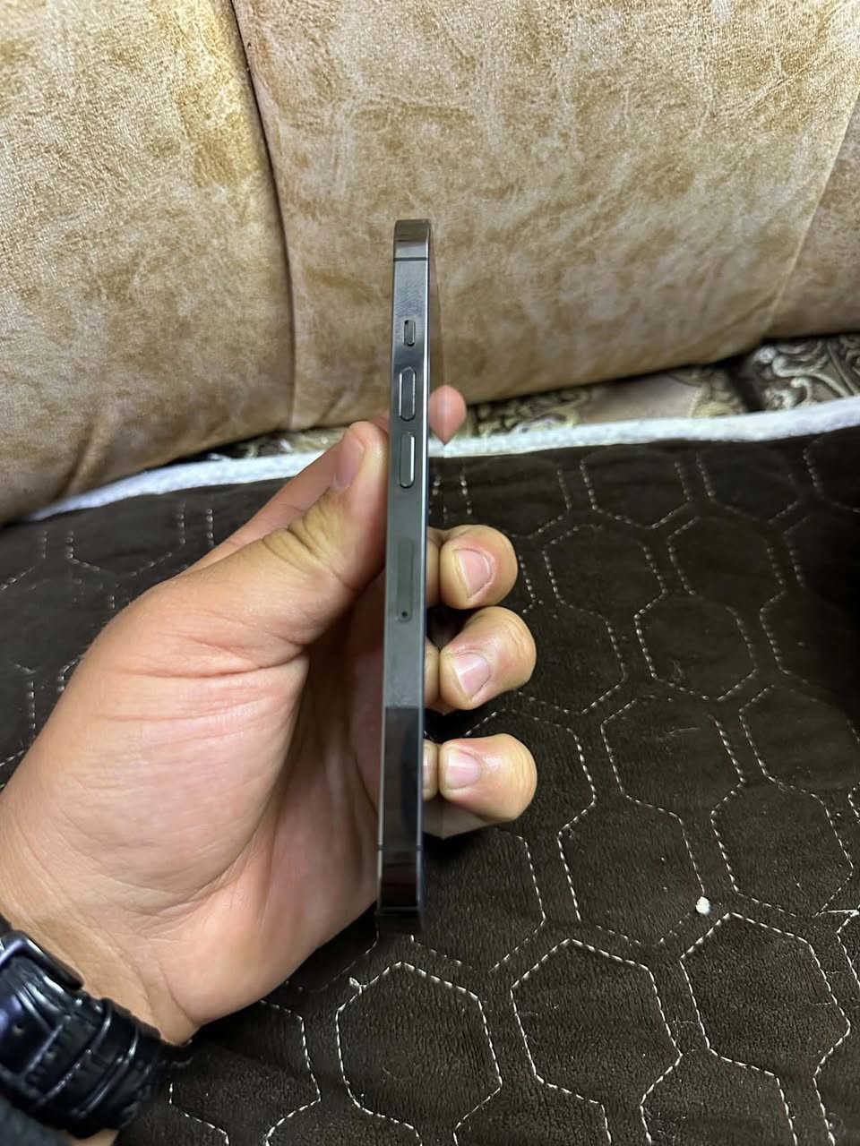 ايفون13برو ماكس
ذاكرة128/🔋96

مامبدل شي نورمال شرط

تك سيم كرت مايعبر هوا

سعر625الف

فيس ايدي شغال


**إذا كنت صاحب هذا الإعلان وتريد حذفه لأي سبب، رجاءا أرسل رسالة إلى الدعم الفني**