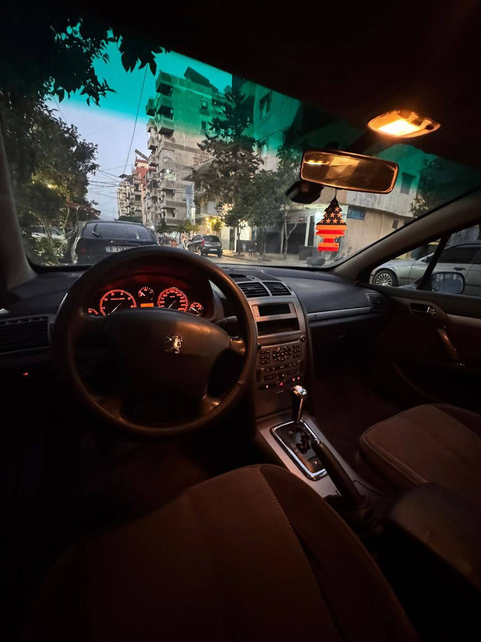 انضف بيجو بلبنان ☝️بس بي 🔥1900$$🔥لتواصل 71856569
موتير فيتاس شركه
ميكانيك بلورق
اوتوماتيك هدروليك 
4سلندر مصروف بجنن
موديل 2007
سياره شركه خاليه من لحوادث
4 دواليب بلكرتونه 
عربايا ما فيا خبطه
موسيقه شركه 
غراض شركه كلن بقلبا 
ماشيه 180 
موجوده بي طرابلس طرابلس, لبنان


**إذا كنت صاحب هذا الإعلان وتريد حذفه لأي سبب، رجاءا أرسل رسالة إلى الدعم الفني**