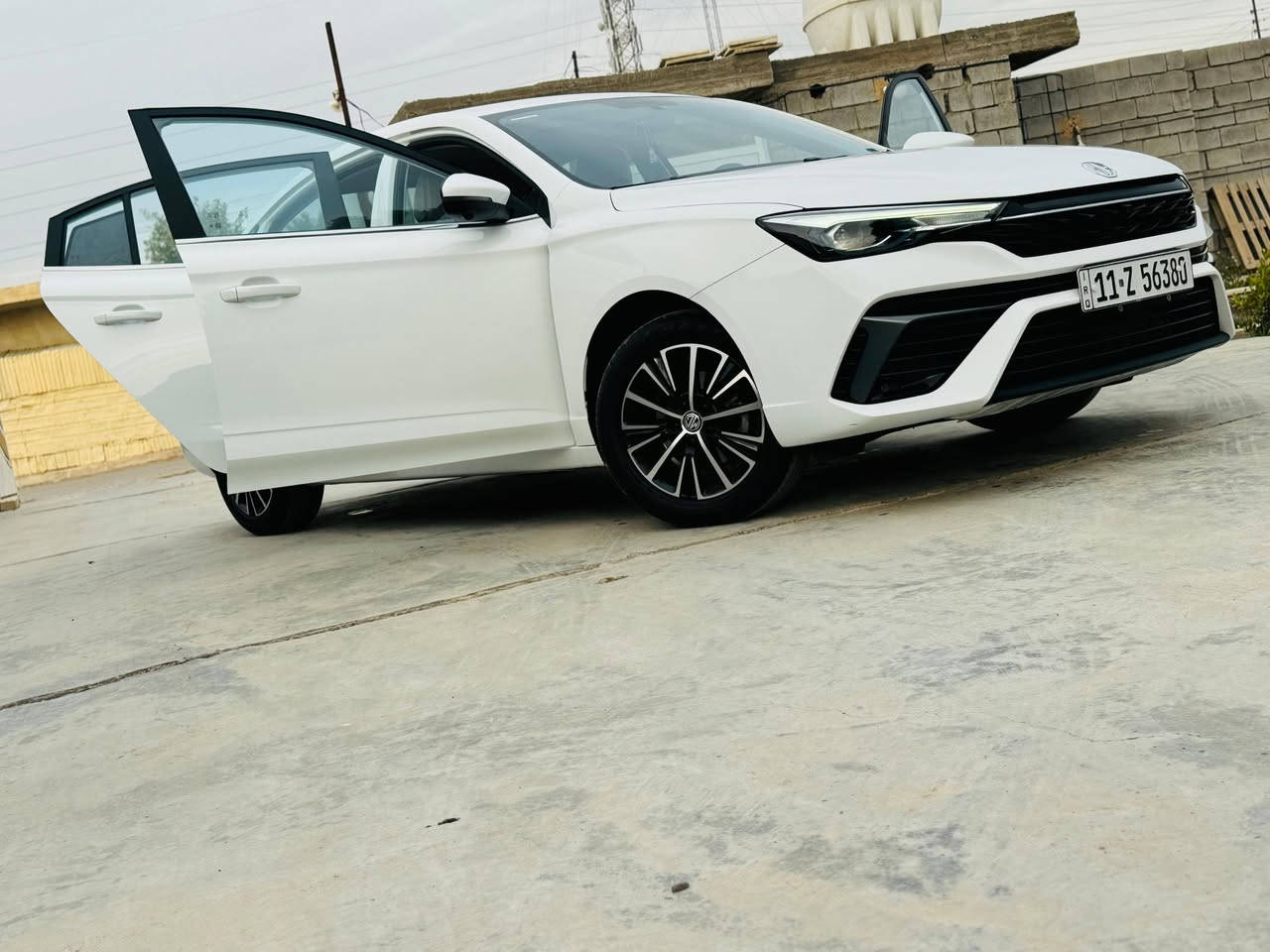 سيارة MG5 S PLUS 2025 فول (لاكجري) ماشيه21 الف السياره بعدها داخل الضمان وماشايفه بانزين غير المحسن وهيه طبيعيه بالبانزين العادي مابيها اي دوانز بس اني حاجتي احب اداريها حيل السياره بوضع الشركه عارضها للبيع #وسعرهاـ130
***********
***********
