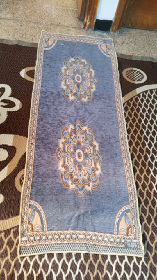 مرحبا للبيع شلع/دواشك سفنج خفيف العدد 6وبيهم وجوه
غطا ديوان قماش مخيط كامل غير مستخدم بعدة بالجنطة لون عسلي وجوزي القياس لديوان 9امتار واكثر
وغطا لون رصاصي مخيط وكامل مال ديوان 9امتار واكثر
وقطع مستعمل بس نضيفات  مفرش ديوان لون جوزي خمس قطع يرهمن لديوان 9امتار /ومفرش قطع لون رصاصي هم لديوان 9امتار  مع قطعتين لون عسلي
كوشات سفنج العدد 4 امانه الله كلهم نضاف مابيهن اي عيب الشراي يراسلني خاص
/مكانهم الايمن


**إذا كنت صاحب هذا الإعلان وتريد حذفه لأي سبب، رجاءا أرسل رسالة إلى الدعم الفني**