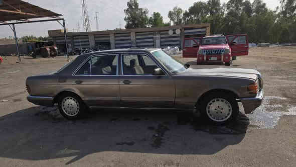 مارسدس للبيع مديل 87 سنويه 27      ***********
