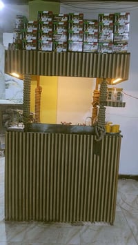ميز لبلبي ويرهم مال عصير وميز جاي للبيع 07877291555