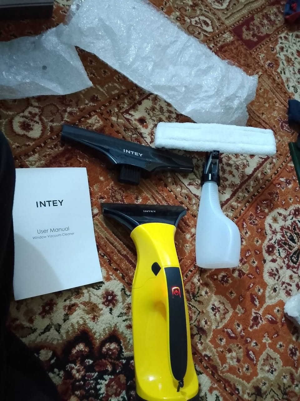 مكنسه كهربائيه لنوافذ على الشحن
السعر 35الف العنوان بغداد الجديده


**إذا كنت صاحب هذا الإعلان وتريد حذفه لأي سبب، رجاءا أرسل رسالة إلى الدعم الفني**