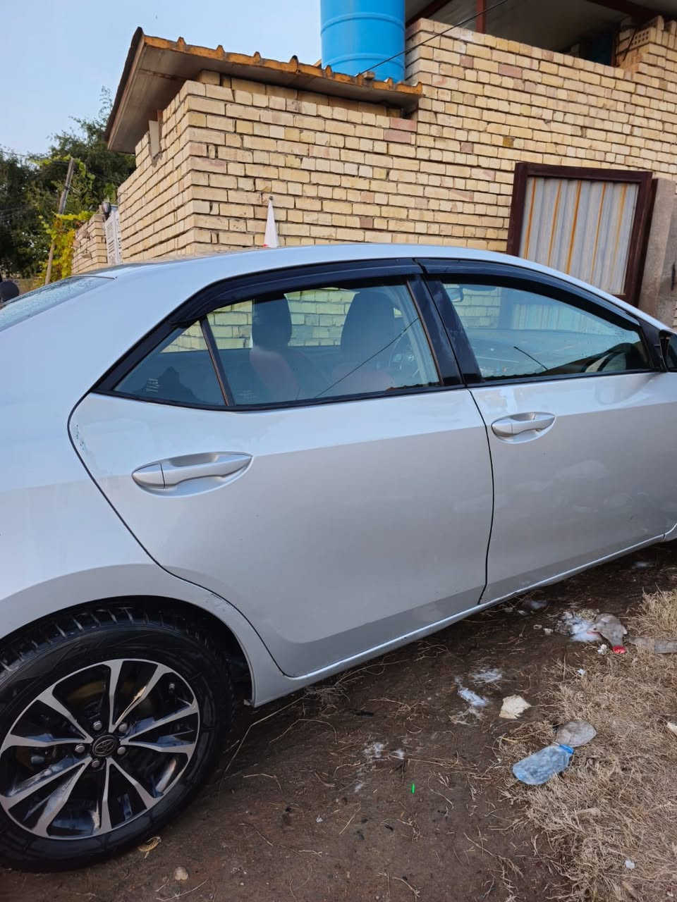 السلام عليكم
كورلا للبيع مواصفات sa
صور الحادث موجودة بالمنشور
موديل 2018
كير محرك مكفولات
ردار نظام سبرت 
ماشية 200 الف 
السعر 142 العوان بغداد
رقم الهاتف  ***********
وبيها مجال للطيبن
