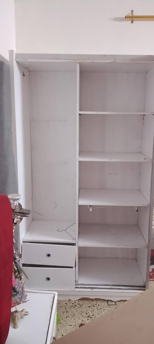 غراف تركي إلى لبيع تتكون من اربع خمس قطع كنتور وتخات مطراح وجكمج التفاصيل الاكثر على الرقم)(***********) واتساب السعر 200 وابيها مجال للشراي
