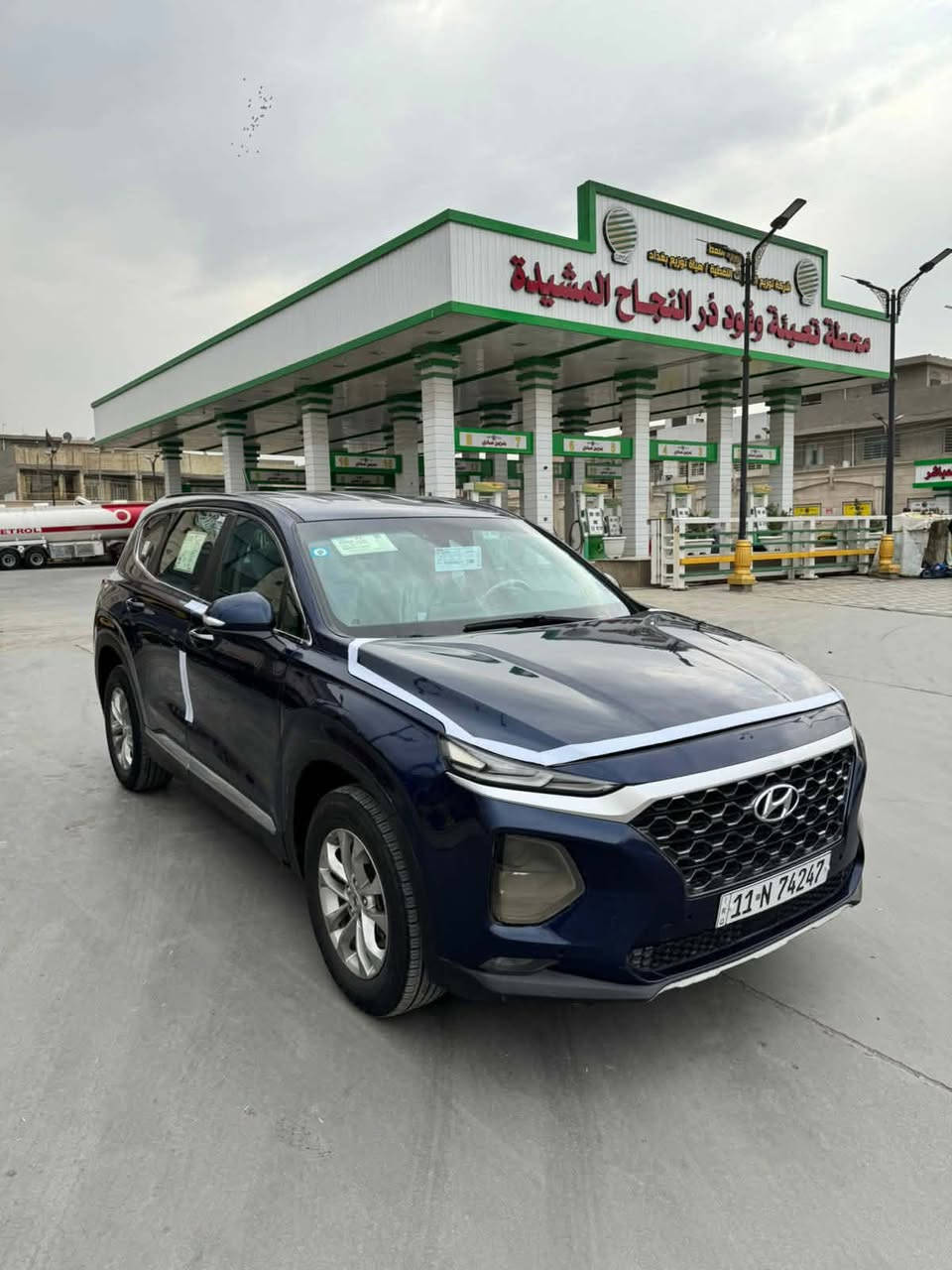 السلام عليكم
سنتافيه موديل 19 بغداد نكليزي تحويل شرط 
 
حادثها جاملغ وبنيد بدون دواخل  فقط
مكينه وكير وتبريد وحداديه لوك.   

مواصفات 
شاشه كامره
تحكم ستيرن جيهتين
مانع نزلاغ 
ثلاث انضمه قياده 
نضمام ايكو 
ويل كب كروم 
اربعه سلندر. 5راكب.  

مراوس يرهم.  مكاني بغداد. 

السعر انتصال وتدلل

***********
