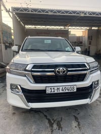 🚗 للبيع لاندكروزر GX.R 🚗 📌 الموديل: 2014 📌 محدّث: 2021 (داخل وخارج) 📌 ...