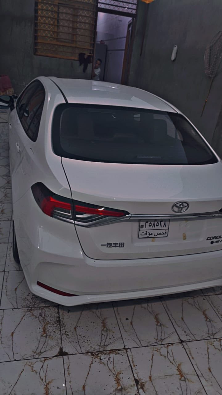 كورلا هايبرد موديل 2025
سياره مال اقصاد كفيل ومقترض بسم بنيه بغداد عدي بيهه وكاله وليشتري وكاله 
سياره كفاله عامه عده طخه خفيفه خشم البنيد رجع عليهه ابو سياره ولباقي كله كفاله فول مواصفات سياره 
ماشيه 32الف  ***********
سعر143وبيهه مجال كلش قليل 
مكان البصره الجزيره قرب جسر خالد
***********
