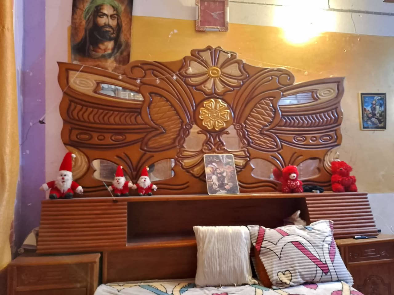 السلام عليكم
ملحقات غرفه للبيع السعر 300 وبيهن مجال للشراي 
مكاني قرية ال ابو علوان ***********
