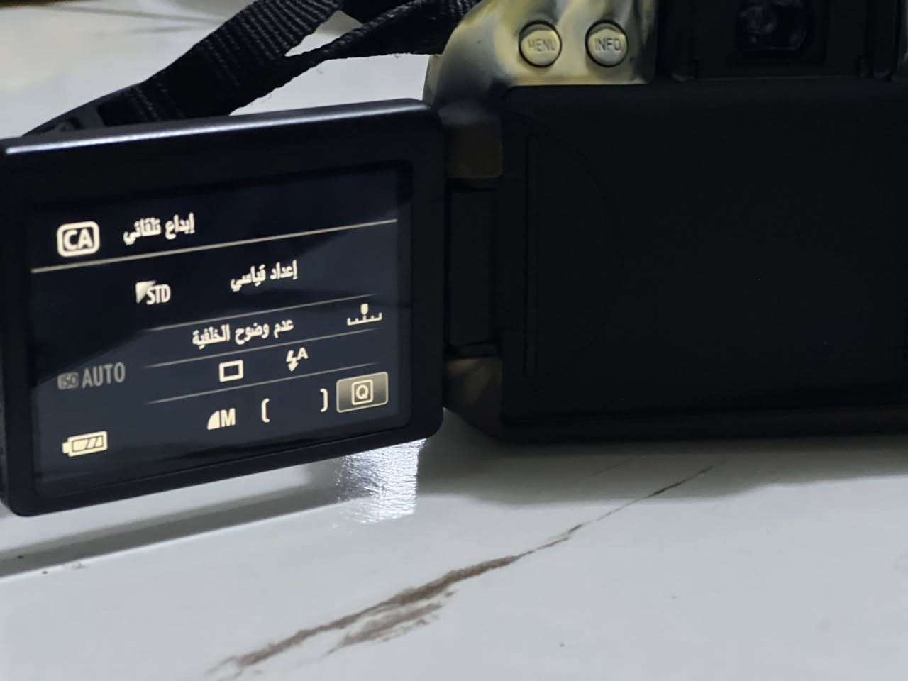 يالله
سلام عليكم اخوان كامره كانون d700 نضيفه بمعنى الكلمه مانت الله استخدام شخصي شاشا قلاب وياها جنطه وتحويله صور كامله من كل شي السعر ٣٠٠ بيهه مجال عنواني بغداد 
***********
