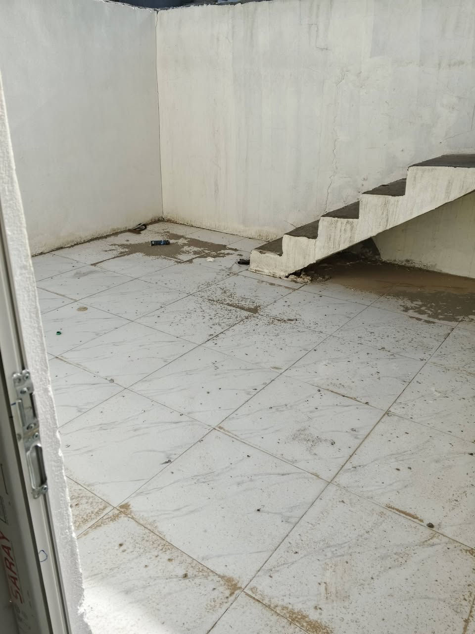 مشتملات للبيع لعدد 2... 100 قاطين الواحد  في دور الزراعه الثالثه طابو زراعي سند 25 بناء حديث سعرهن 145 وبيهن.  مجال .. للاستفسار الاتصال ***********
